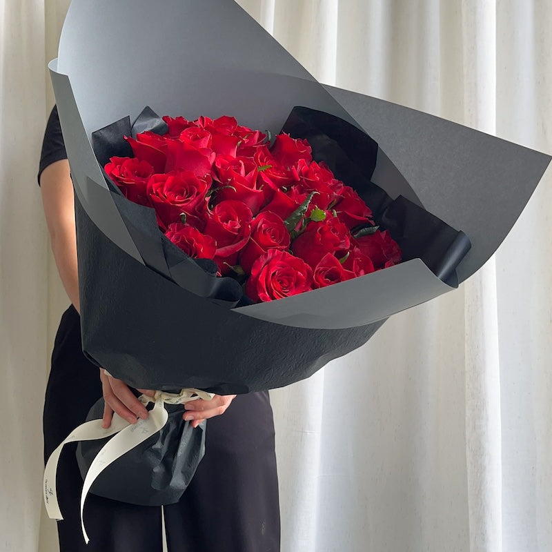 25 stems red roses for valentine's day