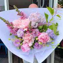 Load image into Gallery viewer, seasonal flower bouquet with peonies
