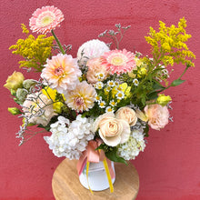 Load image into Gallery viewer, Florist&#39;s Surprise Arrangement
