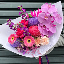 Load image into Gallery viewer, seasonal pink and purple flower bouquet
