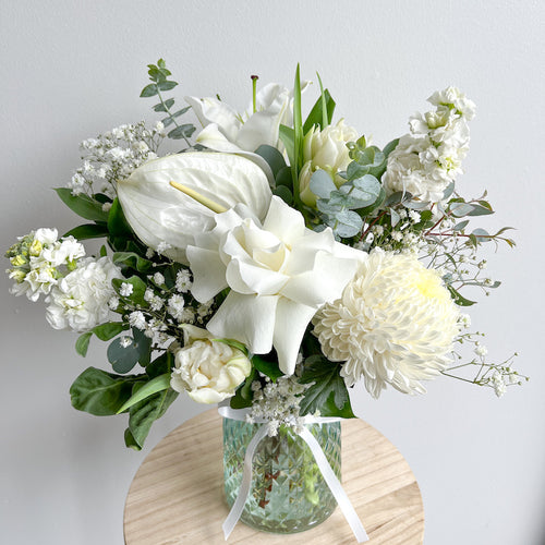 classic white flowers arrangement delivery in Beaumaris Melbourne