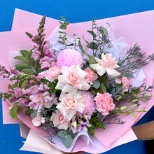 Load image into Gallery viewer, deluxe pink and lilac flower bouquet 
