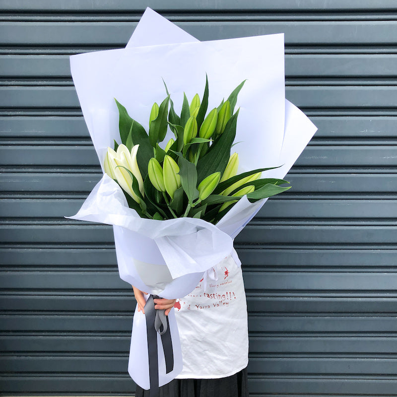 lily flowers delivery in Melbourne