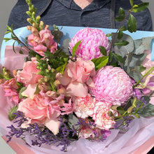 Load image into Gallery viewer, pink flowers bouquet for new born baby and birthday flower delivery bentleigh
